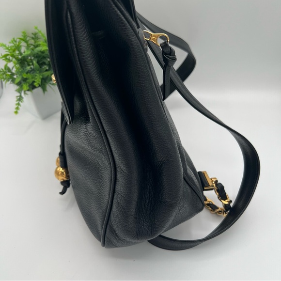 ❗️SOLD ❗️Chanel backpack caviar skin 24k gold plated hardware❤️ - Picture 9 of 16